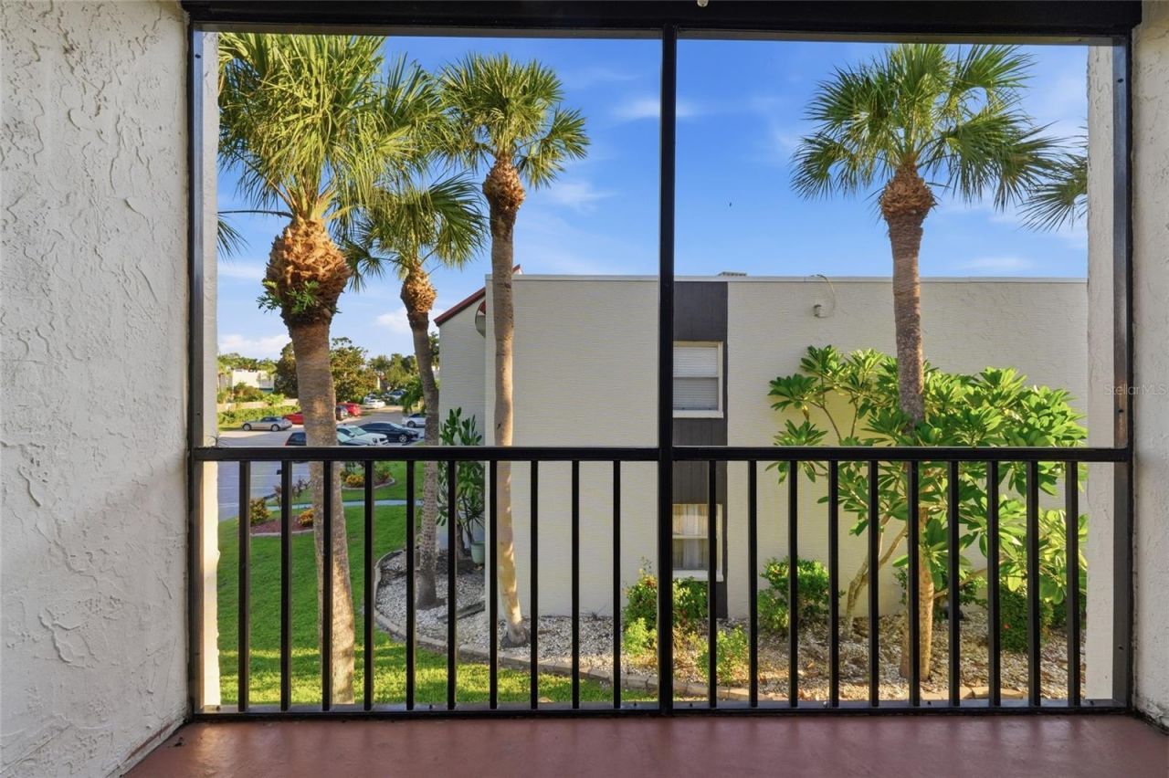 3267 Beneva Road, Unit 203, Sarasota, FL 34232 Photo