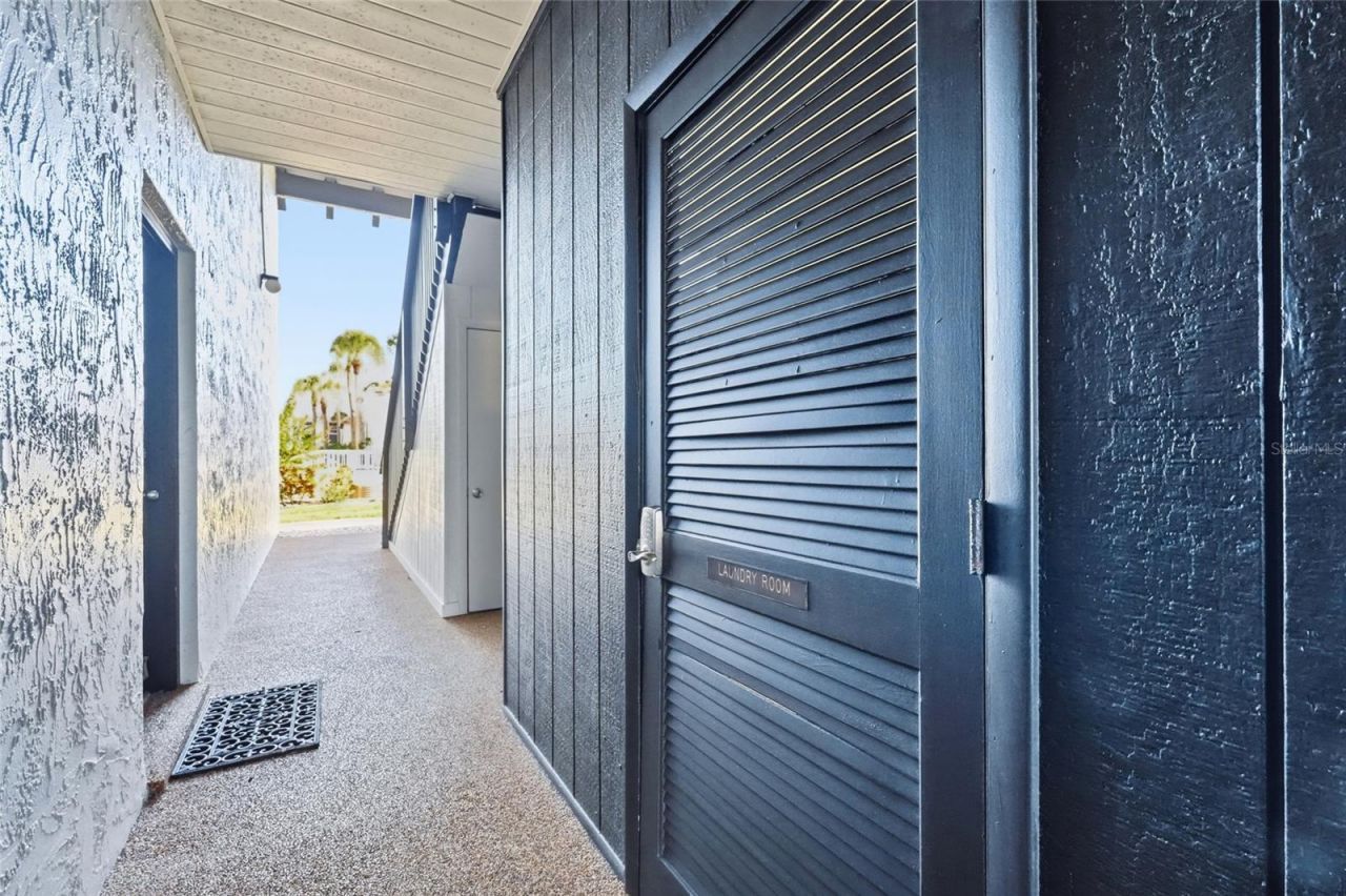 3267 Beneva Road, Unit 203, Sarasota, FL 34232 Photo