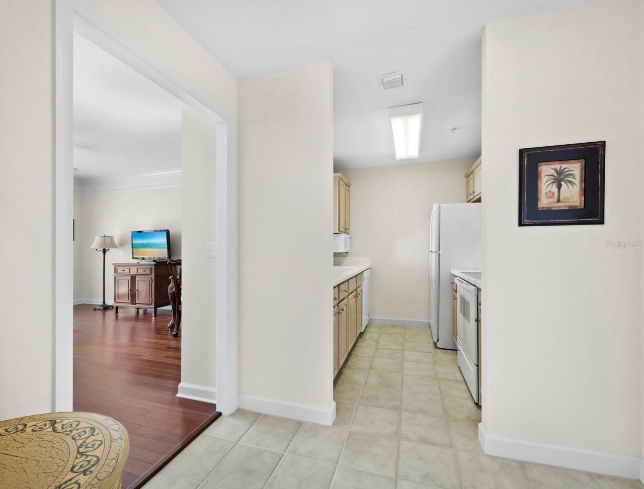 750 N Tamiami Trail, Unit 906, Sarasota, FL 34236 Photo