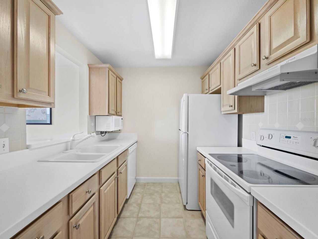 750 N Tamiami Trail, Unit 906, Sarasota, FL 34236 Photo