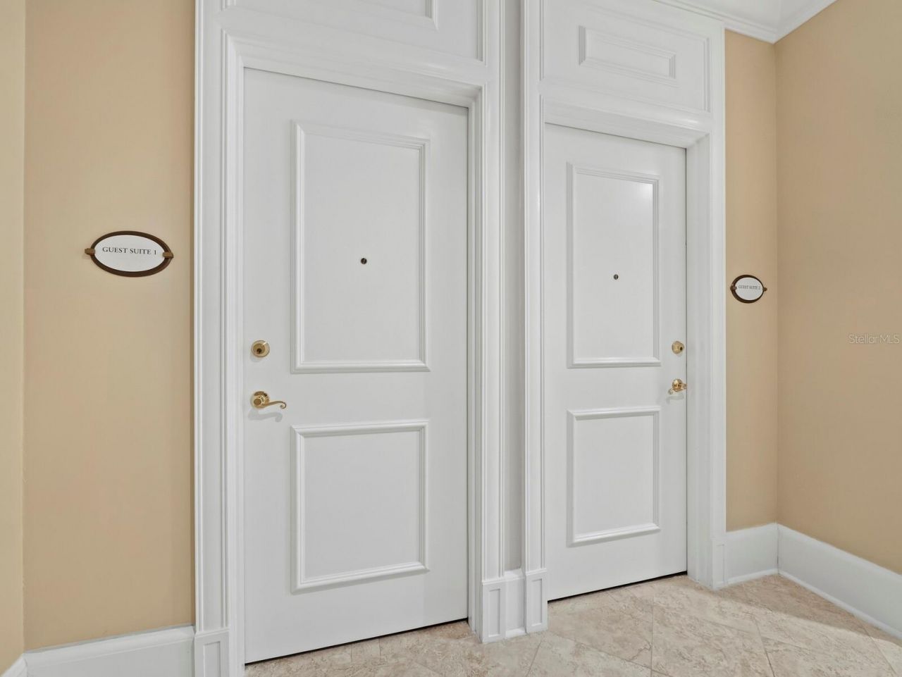 750 N Tamiami Trail, Unit 906, Sarasota, FL 34236 Photo