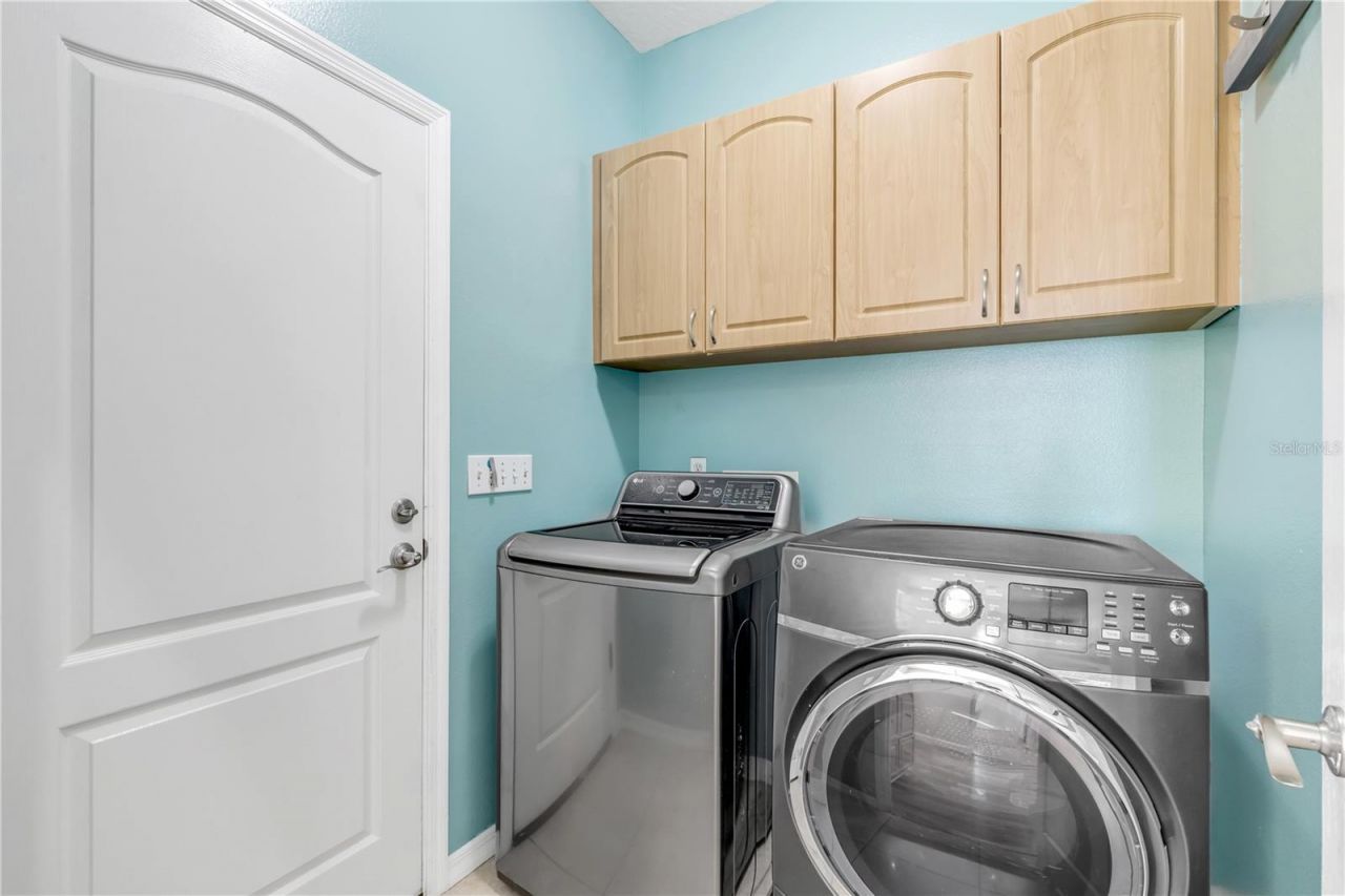 830 S Duss Street, New Smyrna Beach, FL 32168 Photo