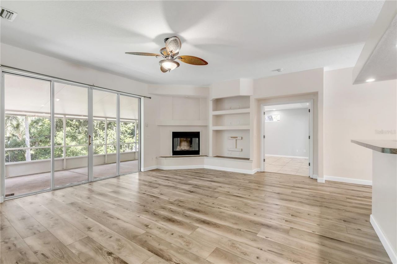 830 S Duss Street, New Smyrna Beach, FL 32168 Photo