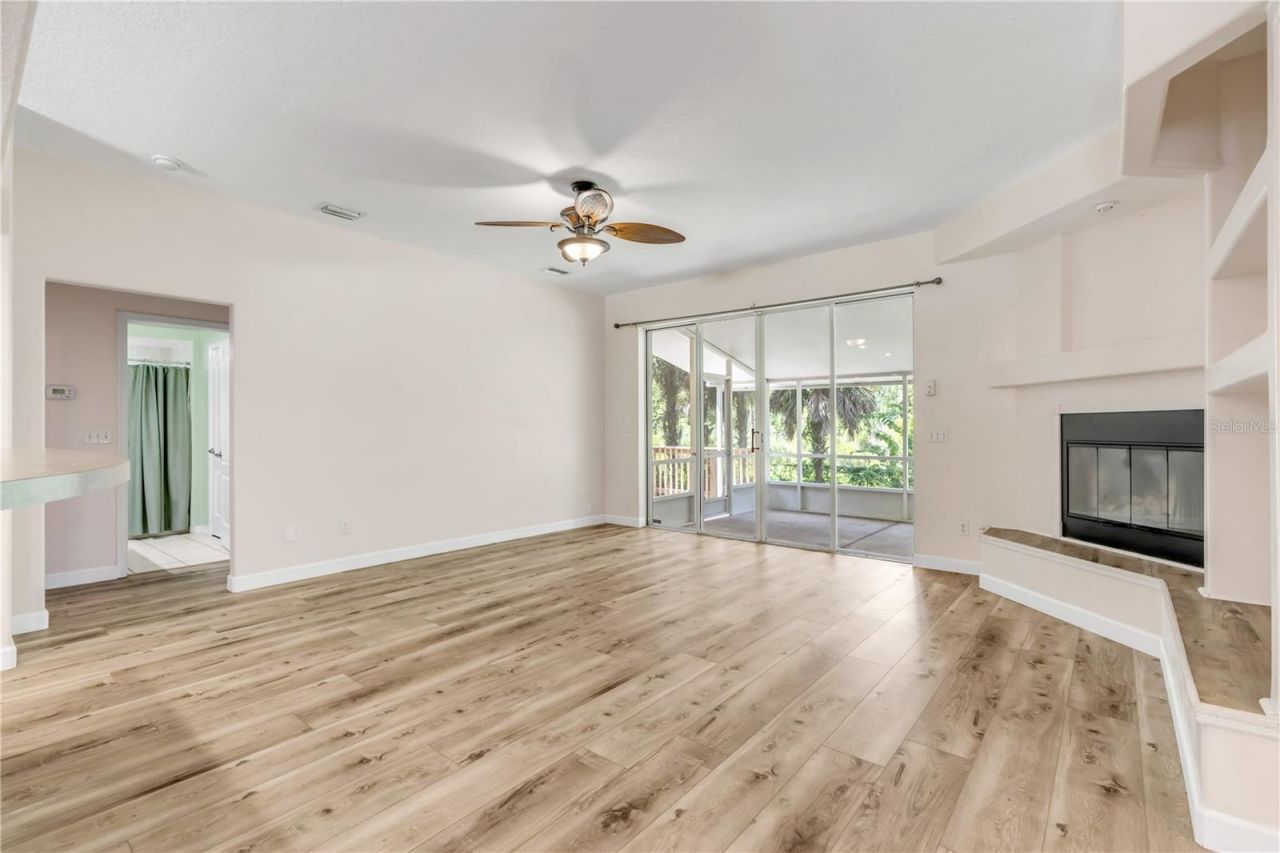 830 S Duss Street, New Smyrna Beach, FL 32168 Photo