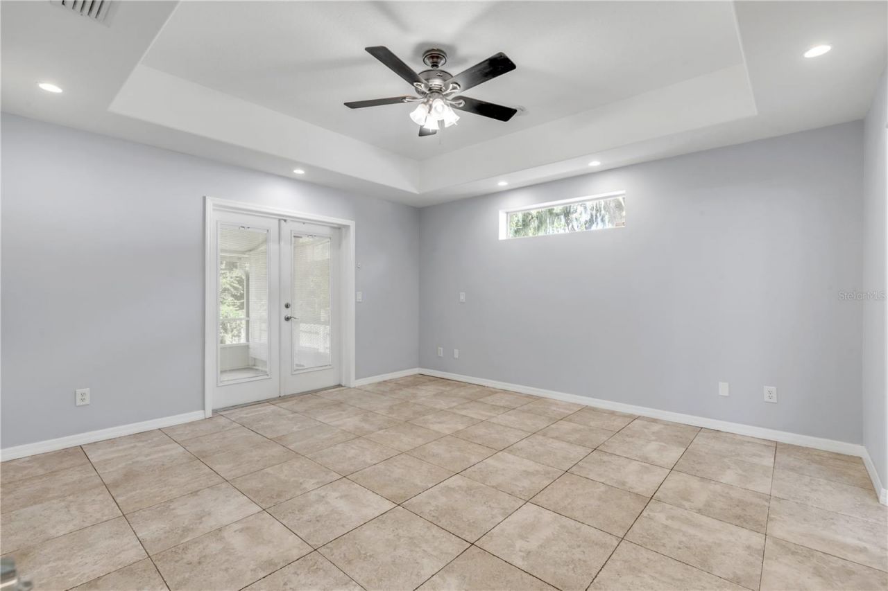830 S Duss Street, New Smyrna Beach, FL 32168 Photo