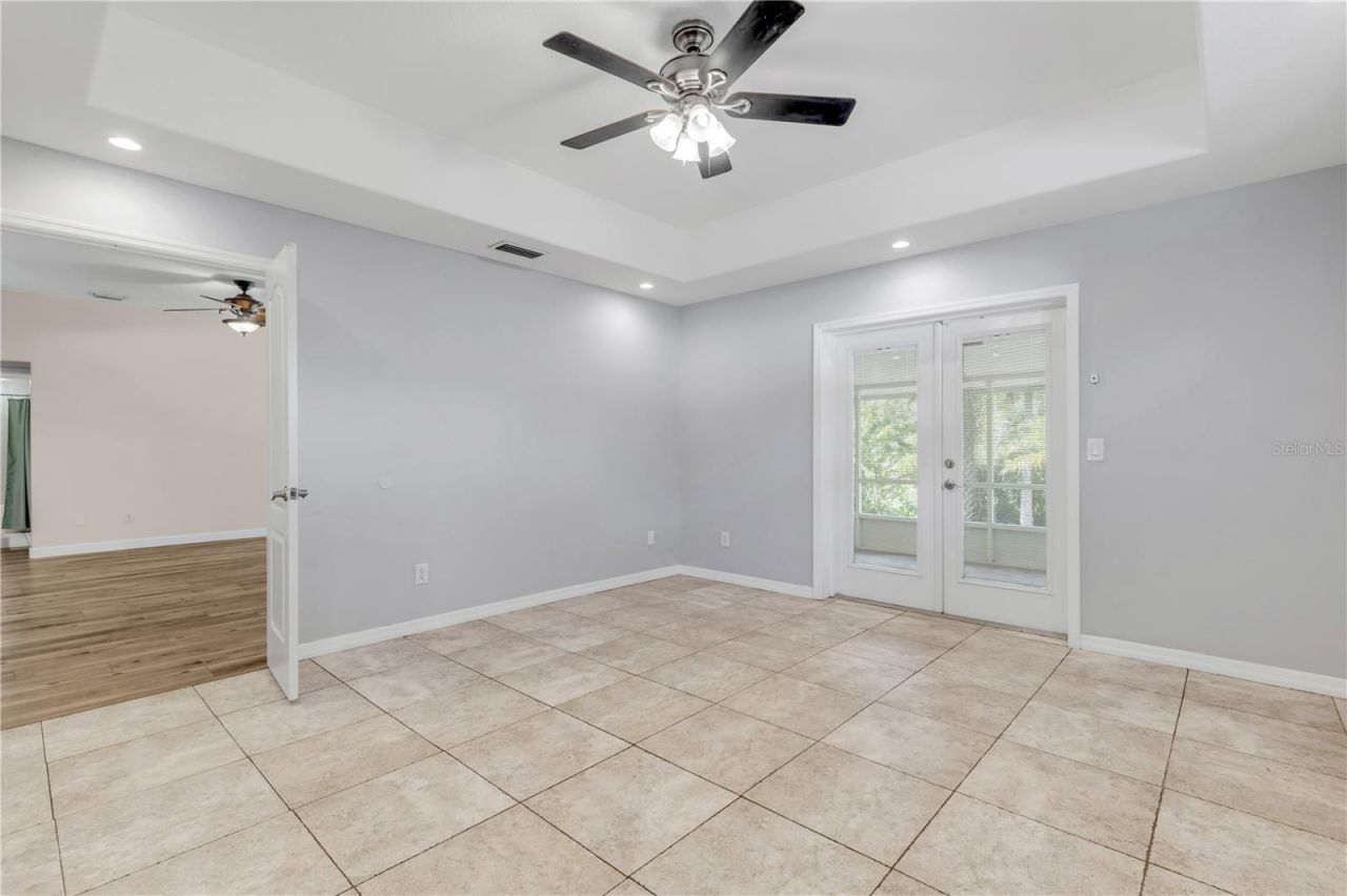 830 S Duss Street, New Smyrna Beach, FL 32168 Photo