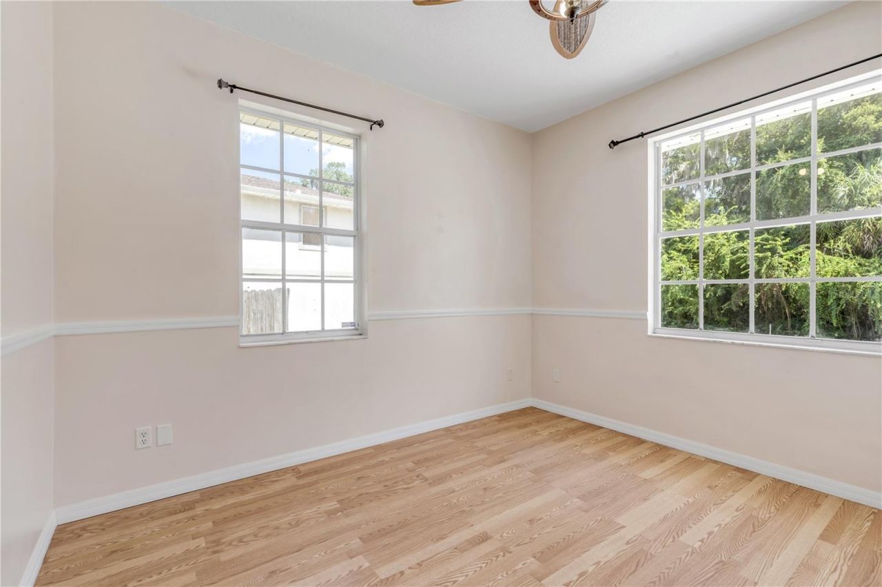 830 S Duss Street, New Smyrna Beach, FL 32168 Photo