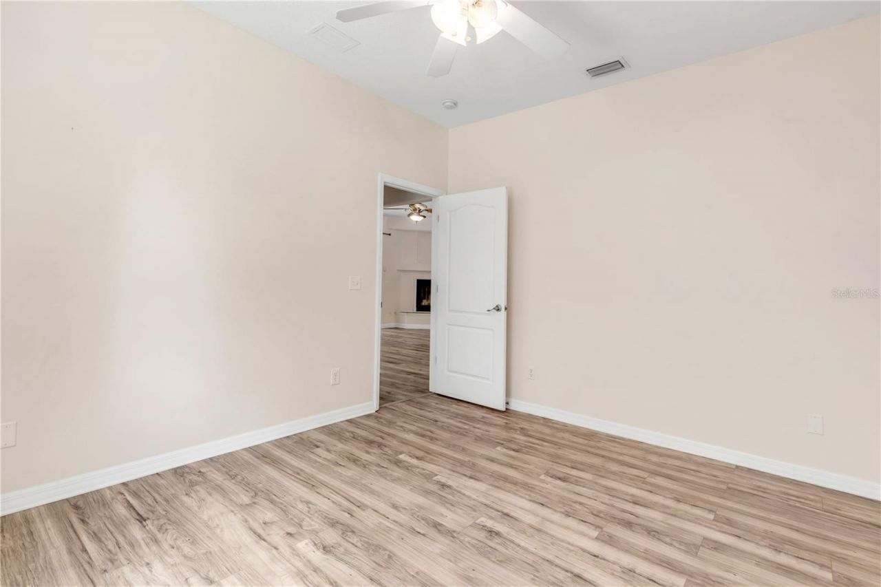 830 S Duss Street, New Smyrna Beach, FL 32168 Photo