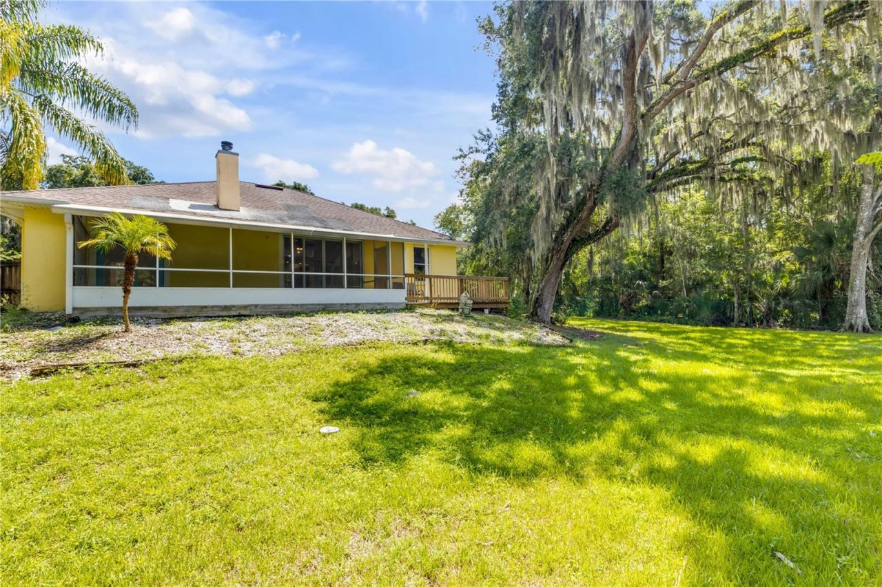 830 S Duss Street, New Smyrna Beach, FL 32168 Photo