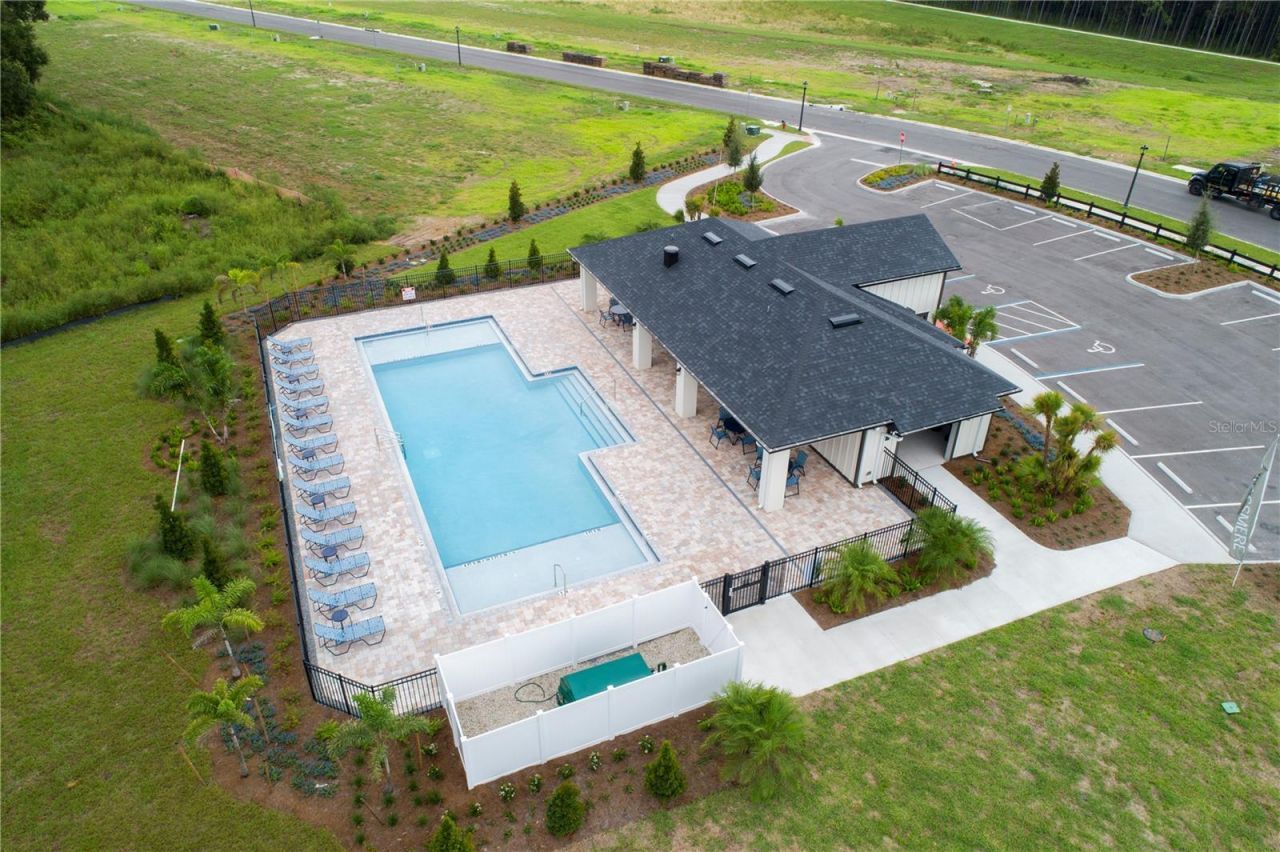 2879 Sweetgrass Lane , Zellwood, FL 32798 Photo