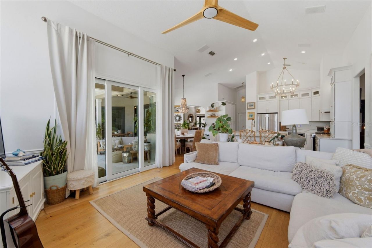 1102 Marina Drive, Tarpon Springs, FL 34689 Photo