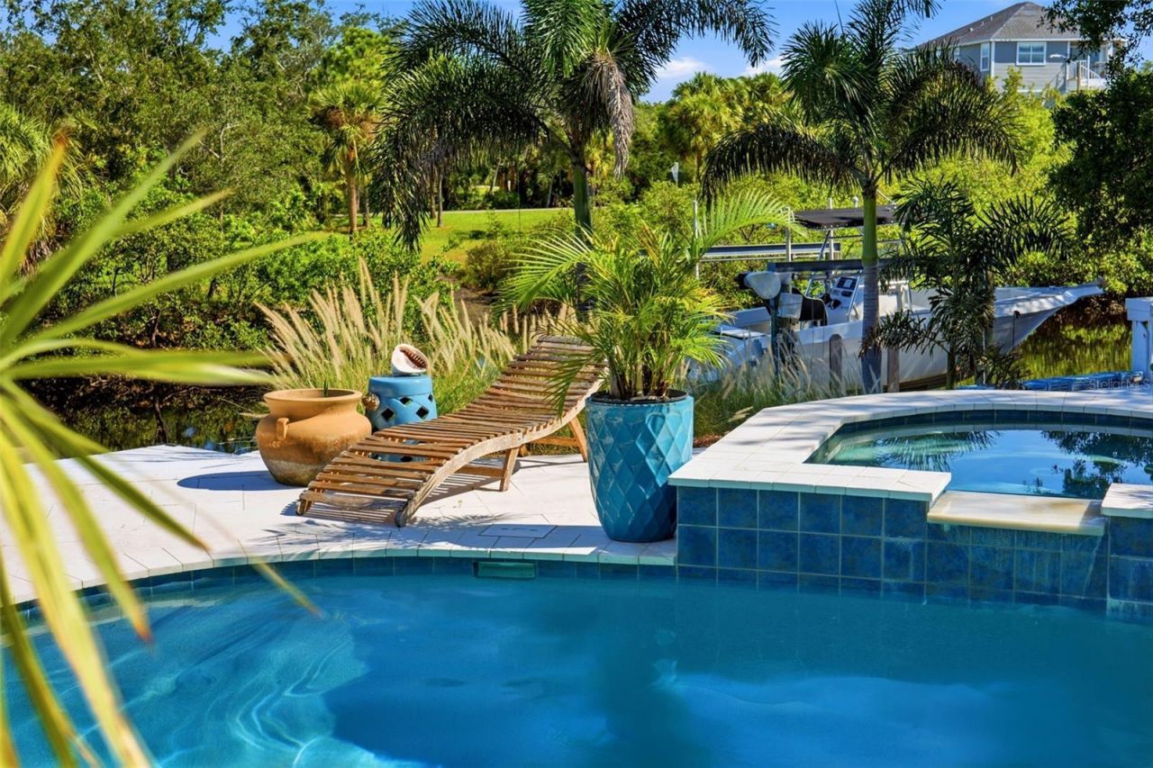 1102 Marina Drive, Tarpon Springs, FL 34689 Photo