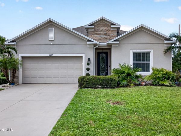 2407 Fallon Boulevard NE , Palm Bay, FL 32907