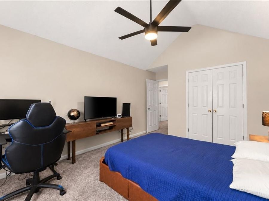 Property Image 25