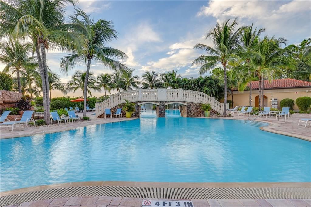 9517 Avellino Way , Unit 2215, Naples, FL 34113 Photo