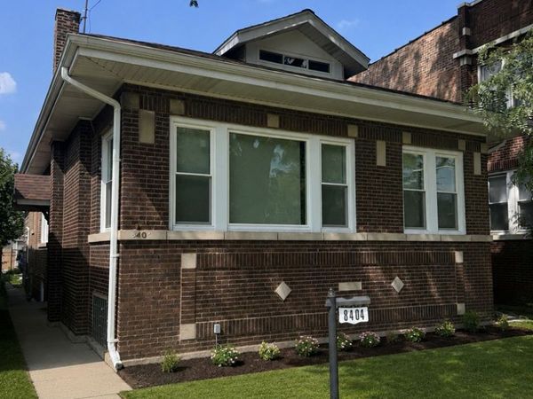 8404 S Oglesby Avenue , Chicago, IL 60617