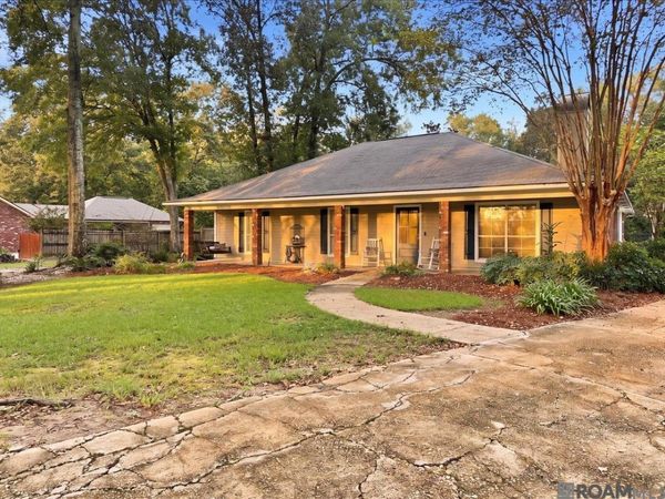 7511 Bear Cave Dr, Denham Springs, LA 70706