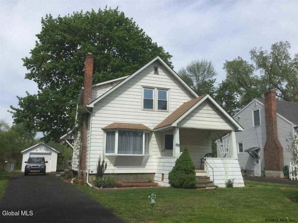 59 Crescent Drive, Albany, NY 12208