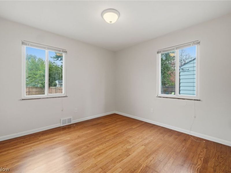13917 Emery Avenue, Cleveland, OH 44135 Photo 5
