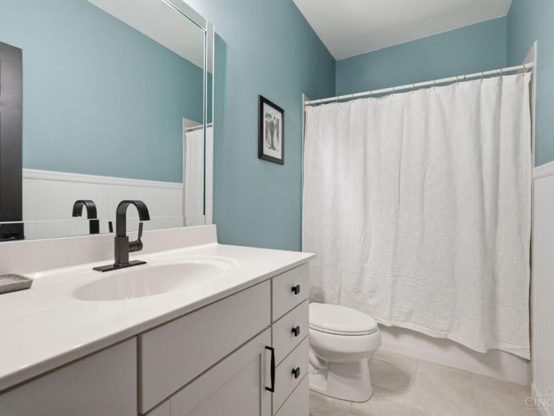 5235 Peterborough Drive, Green Township, OH 45002 Photo 10