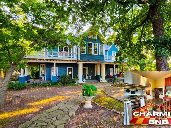 224 W Chickasaw Street , Tahlequah, OK 74464