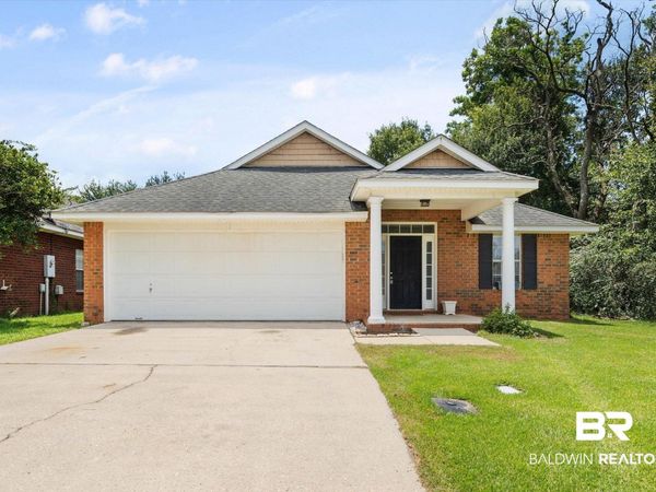 21570 Palmer Court, Robertsdale, AL 36567