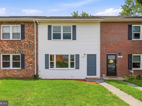 178 HACKBERRY DRIVE , STEPHENS CITY, VA 22655