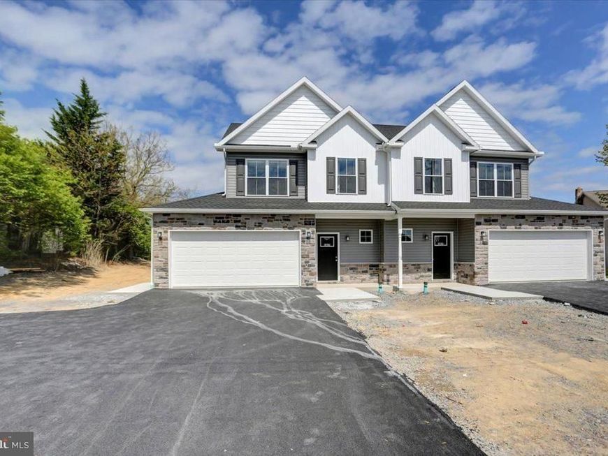 1817 Holly Lane , Chambersburg, PA 17202 Main Photo