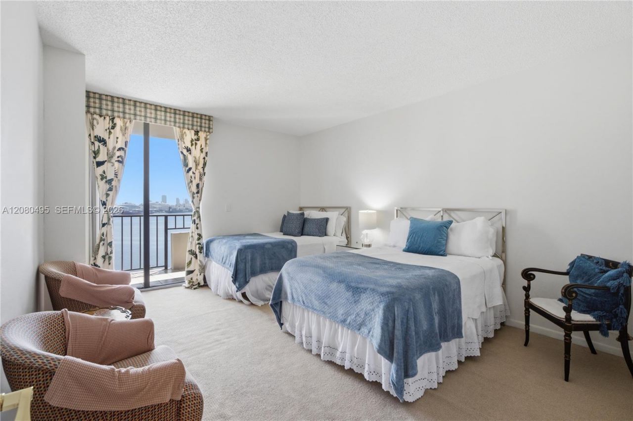520 Brickell Key Dr, Unit A1616, Miami, FL 33131 Photo