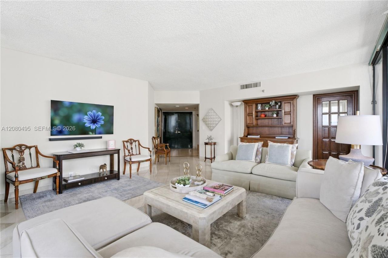 520 Brickell Key Dr, Unit A1616, Miami, FL 33131 Photo