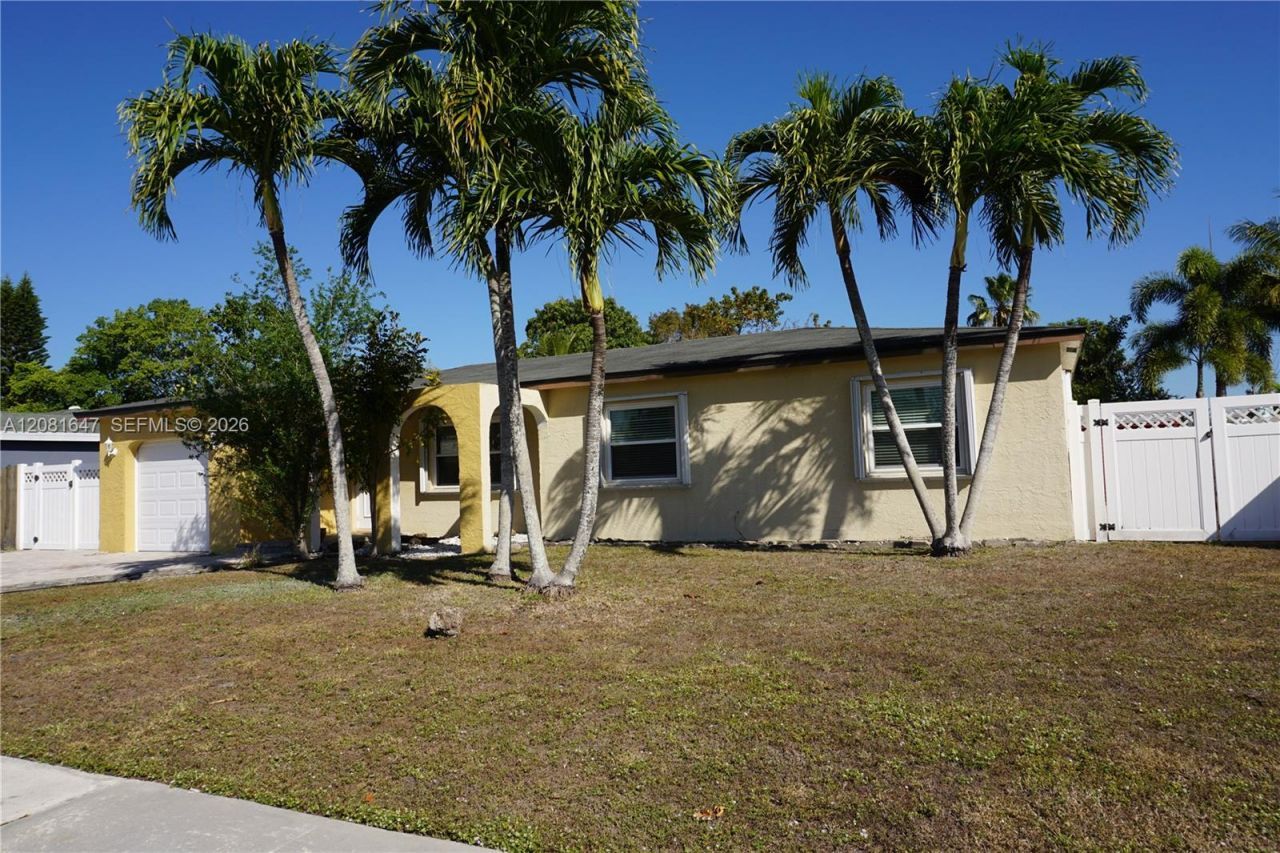 4857 Alfresco St , Boca Raton, FL 33428 Photo