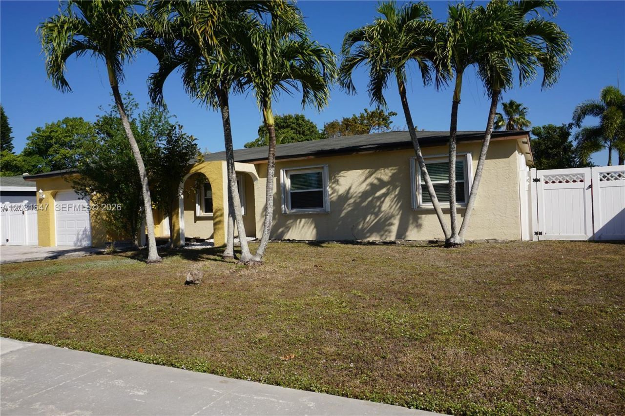4857 Alfresco St , Boca Raton, FL 33428 Photo