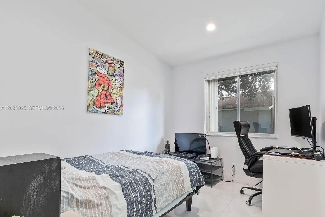 518 Woodgate Cir , Unit E, Sunrise, FL 33326 Photo