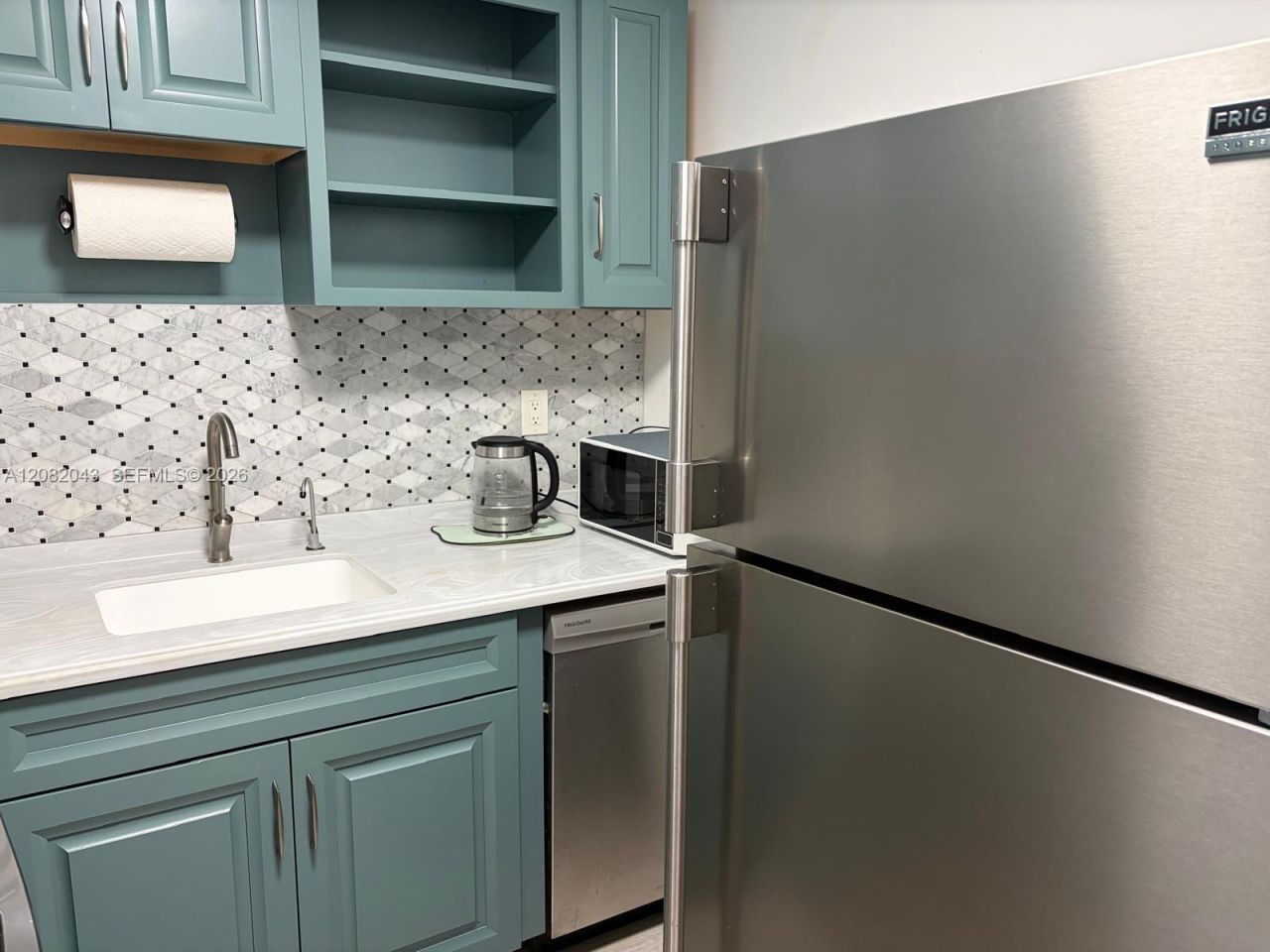 2861 Leonard Dr, Unit F207, Aventura, FL 33160 Photo