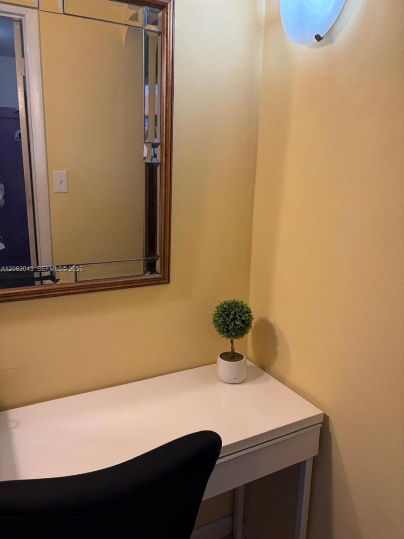 2861 Leonard Dr, Unit F207, Aventura, FL 33160 Photo