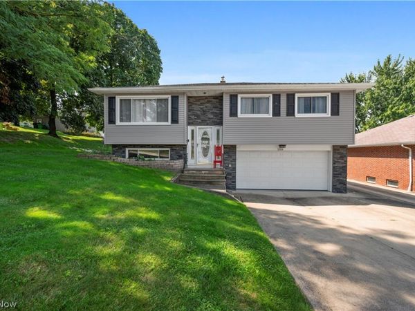 1924 Lincoln Road , Wickliffe, OH 44092