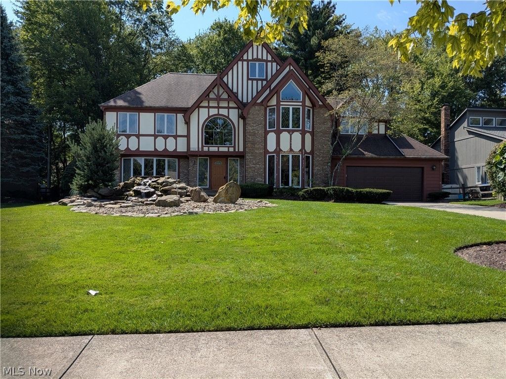 32760 Shadowbrook Drive, Solon, OH 44139 Main Photo