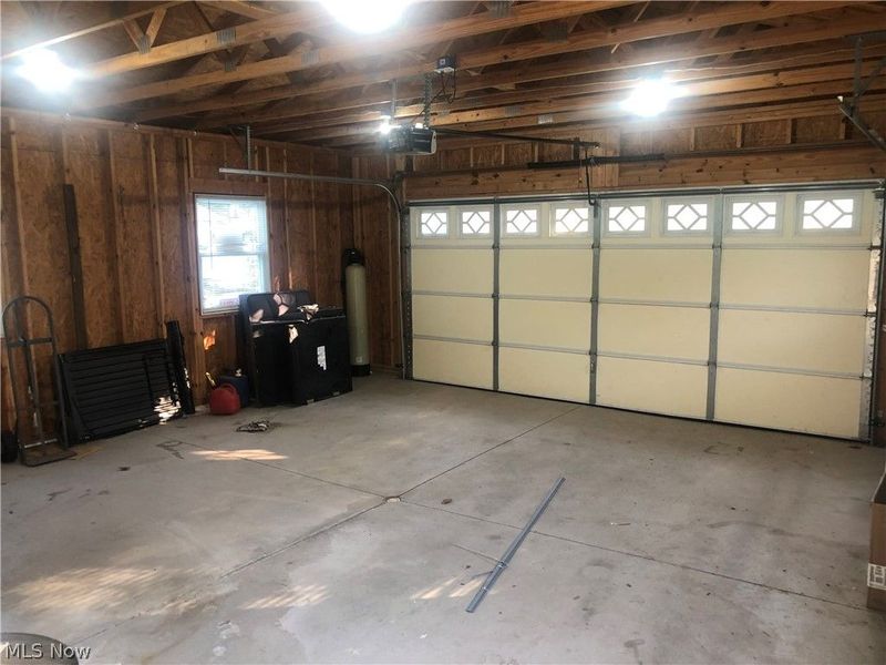 12104 Crampton Drive, Burton, OH 44021 Photo 31