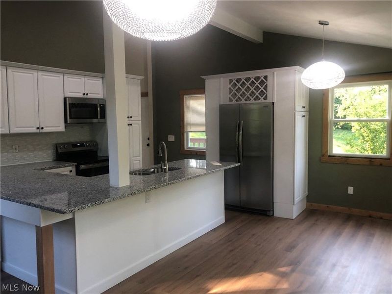 12104 Crampton Drive, Burton, OH 44021 Photo 7