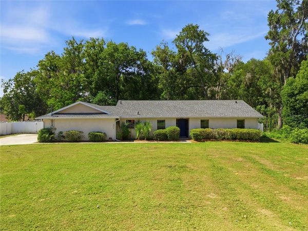 3944 NE 7TH STREET , OCALA, FL 34470