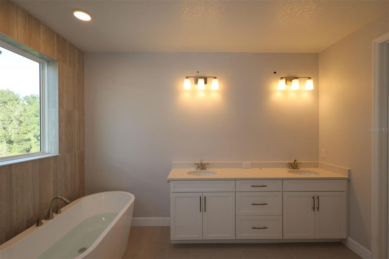 2873 Sweetgrass Lane, Zellwood, FL 32798 Photo