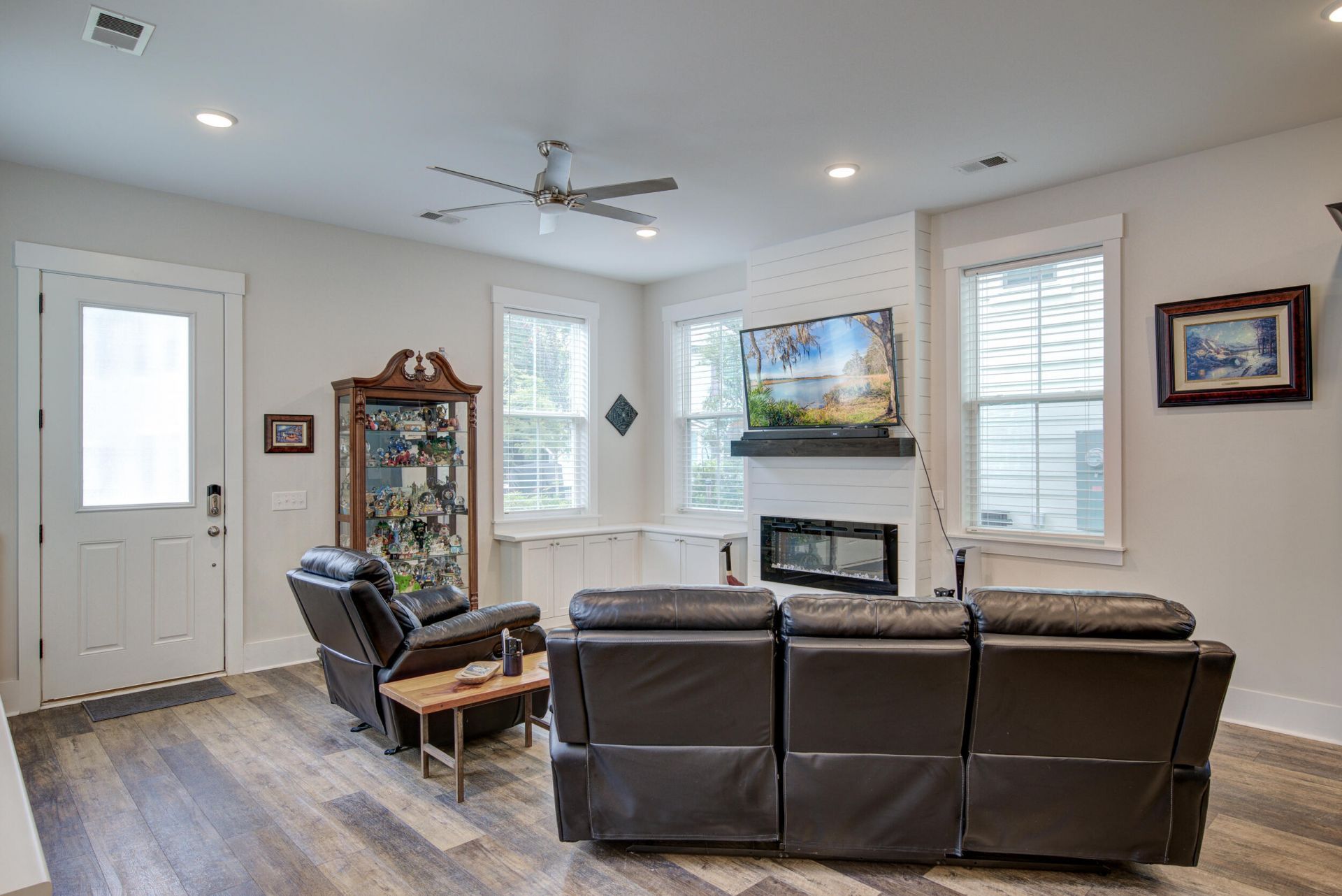 1005 W Patterson Point Photo 4