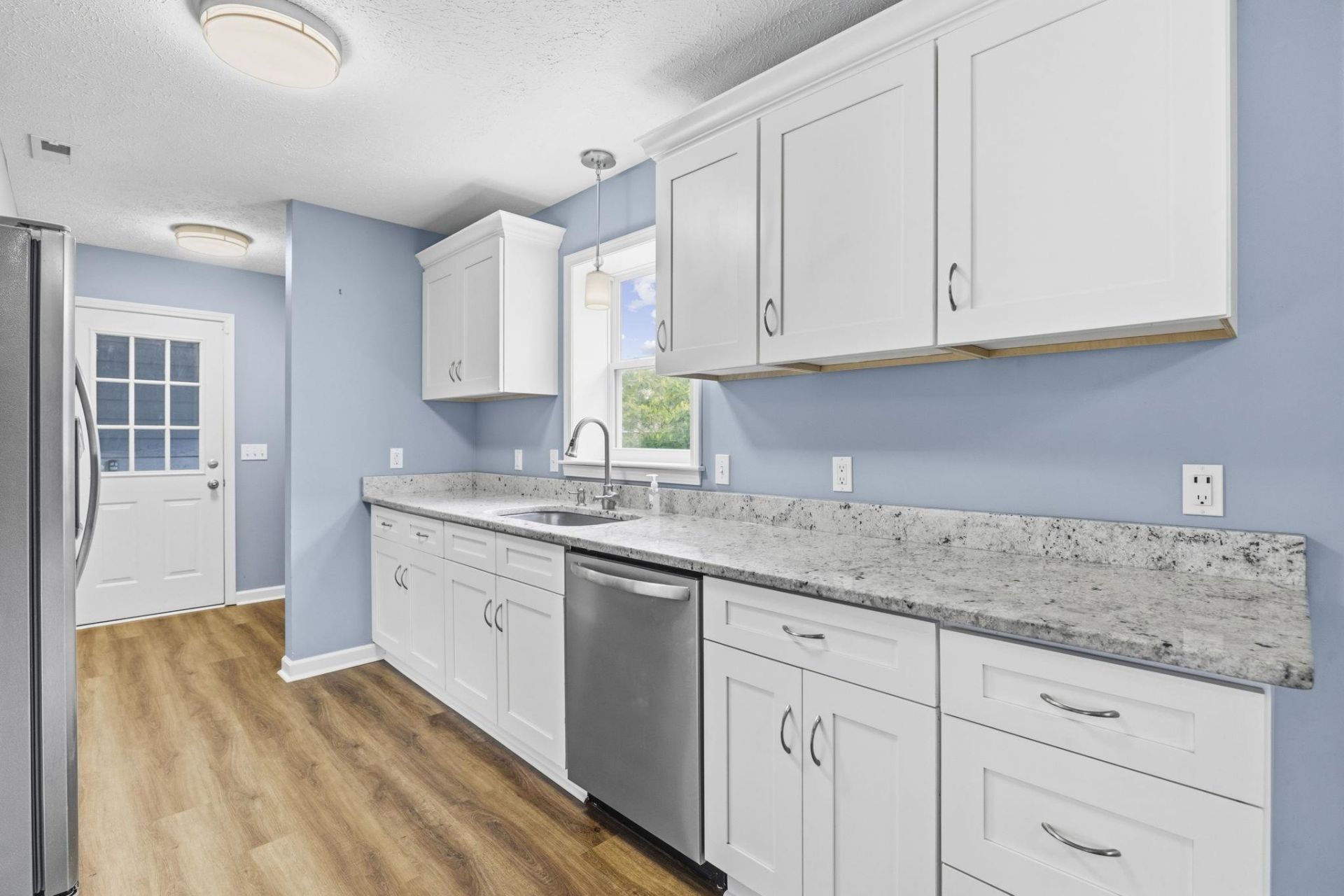 609 Six Lakes Dr.  Photo 14