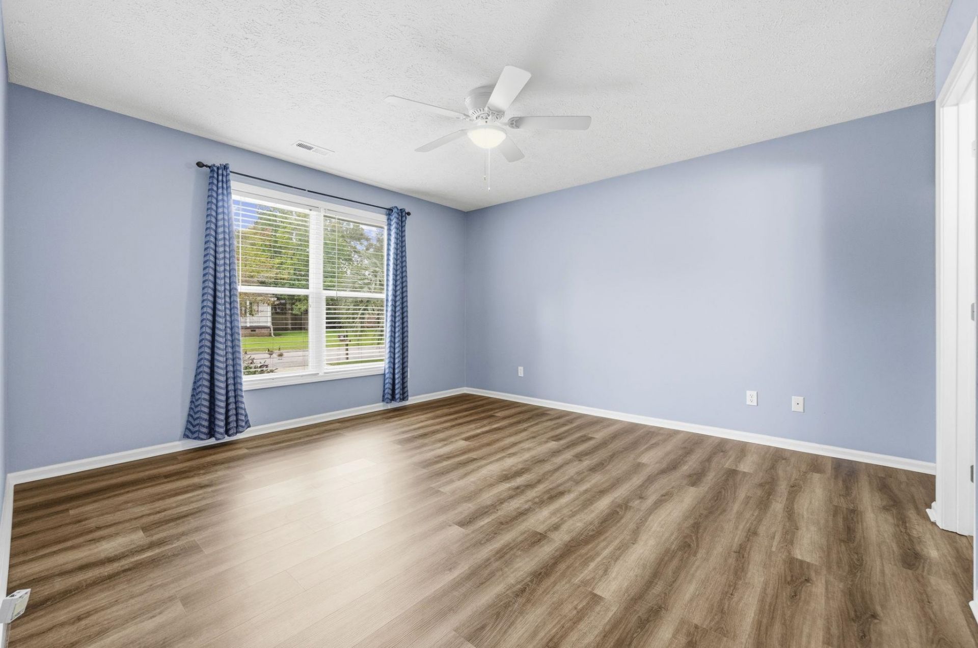 609 Six Lakes Dr.  Photo 17