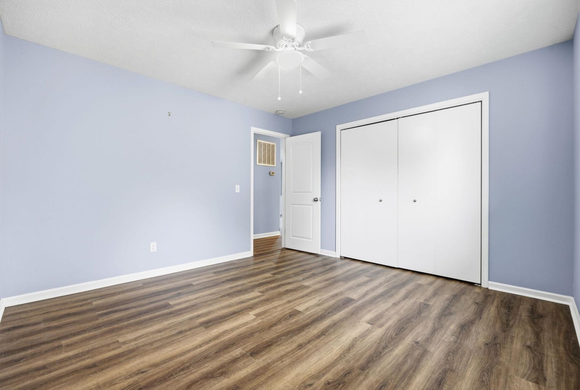 609 Six Lakes Dr.  Photo 24