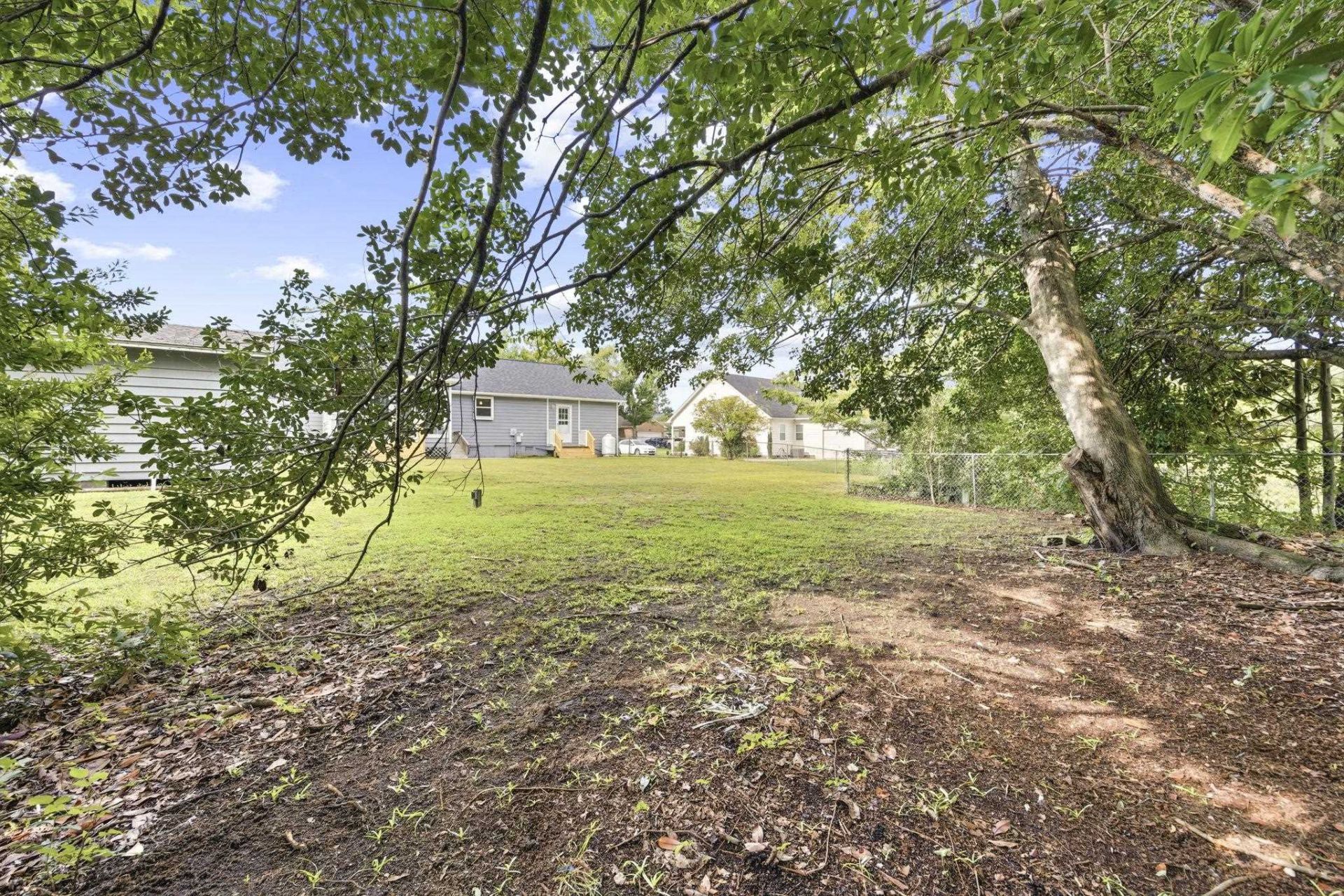 609 Six Lakes Dr.  Photo 33