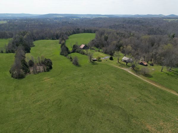 335 Nelson Cemetery Rd , Monroe, TN 38573