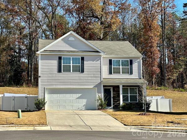 1210 Leno Lane , Dallas, NC 28034