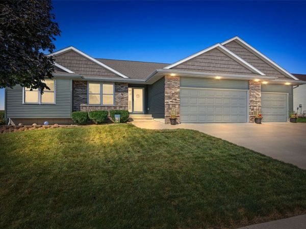 87 Pheasant Avenue , Atkins, IA 52206