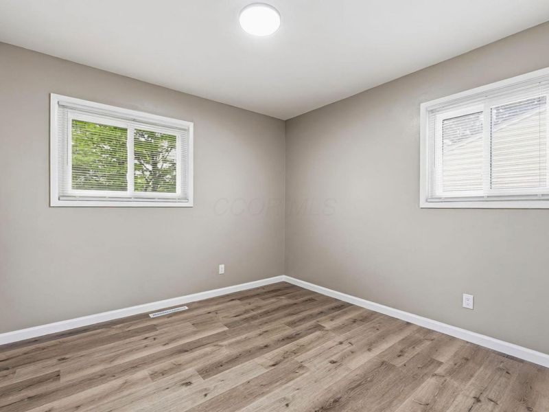 3621 Tylor Drive, Columbus, OH 43232 Photo 13